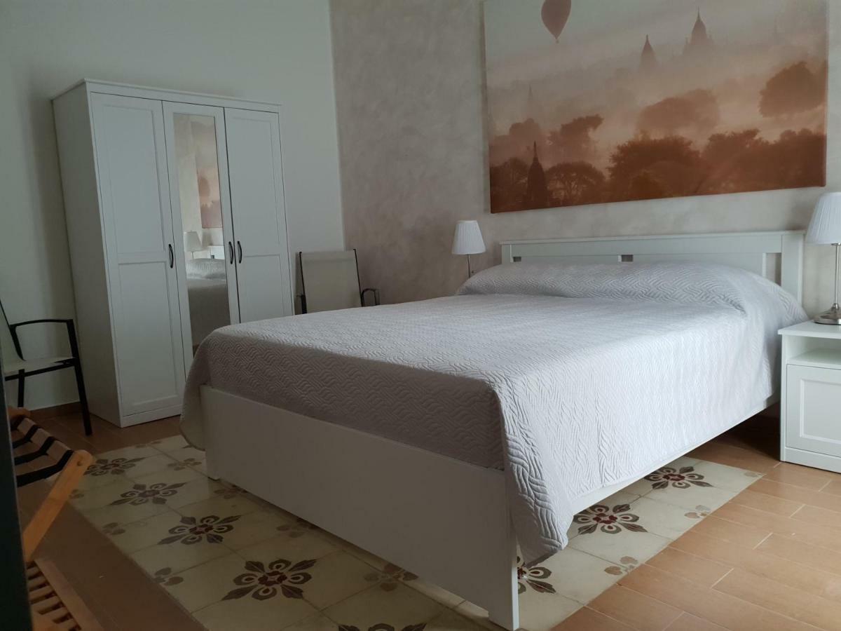 Casa Vacanze Don Vincenzo Монополі Екстер'єр фото